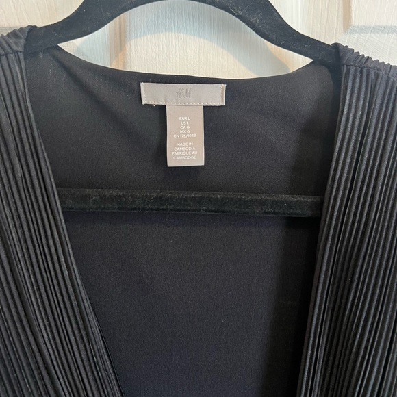 Black Midid Longsleeve dress - Picture 3 of 4